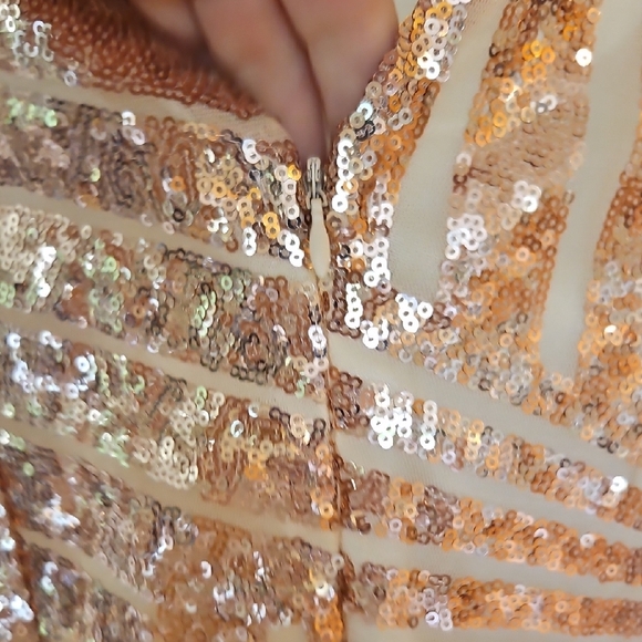 Glamorous Sequin V-Neck Mini Dress in Rose Gold - Picture 8 of 8